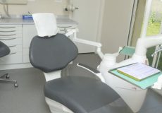 Salle de soins dentaires équipée – unité de soins n°2